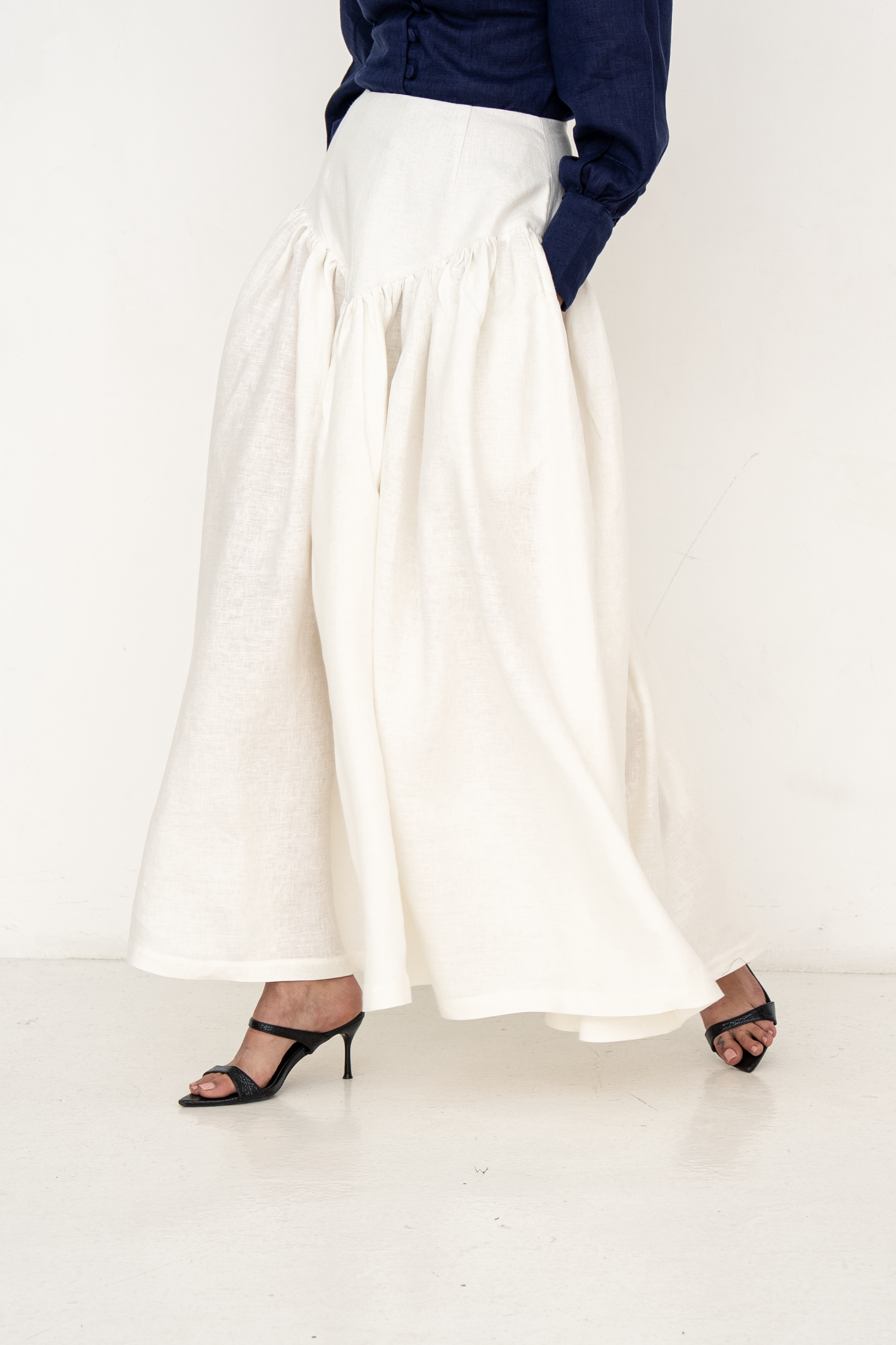 Farah Skirt - White